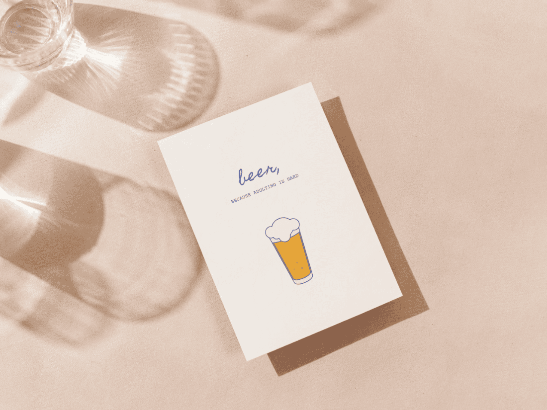 Postkarte „adulting is hard“